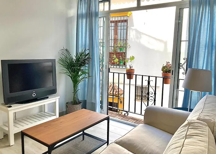 Lejlighed Acogedor 8pax 4bdr 2bth- Cozyhomesevilla2 *