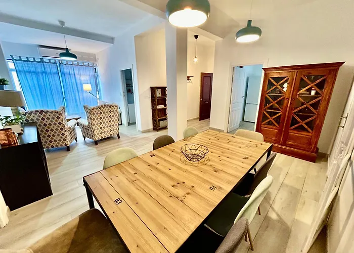 Acogedor 8pax 4bdr 2bth- Cozyhomesevilla2 *