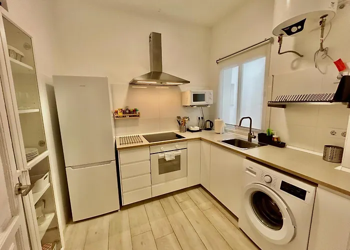 Acogedor 8pax 4bdr 2bth- Cozyhomesevilla2 * Sevilla